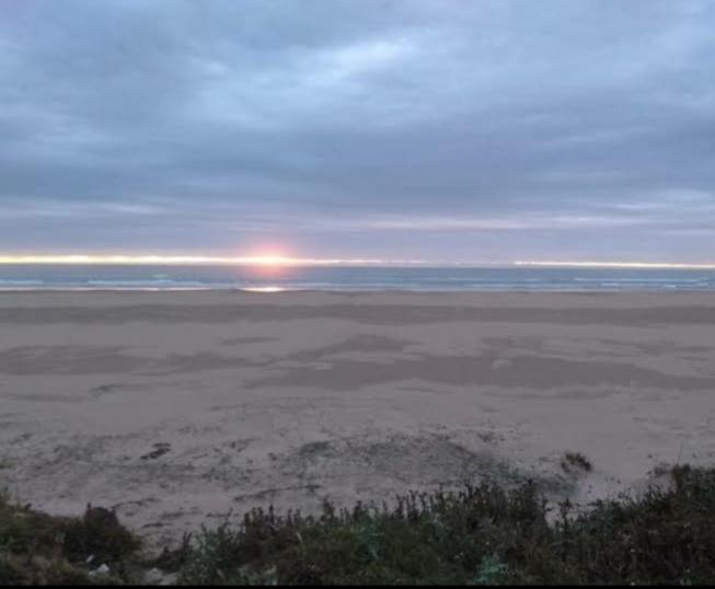 Bel Appartement A 5Min De La Plage Tanger Eksteriør bilde